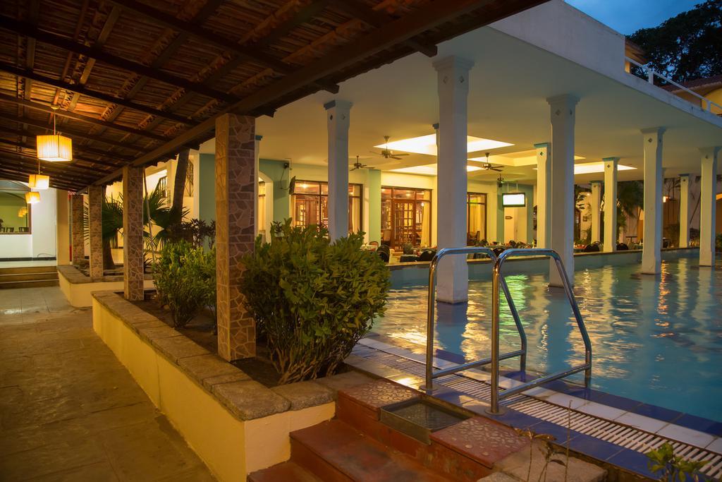 Velan Hotel Greenfields Tiruppur Exterior photo