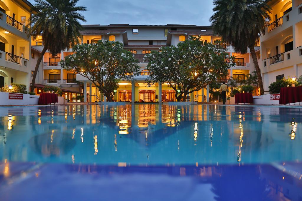 Velan Hotel Greenfields Tiruppur Exterior photo