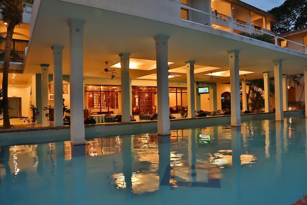 Velan Hotel Greenfields Tiruppur Exterior photo
