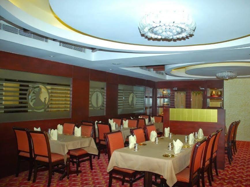 Velan Hotel Greenfields Tiruppur Exterior photo